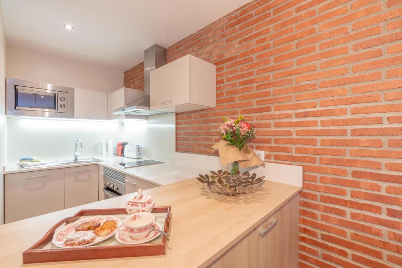 Serennia Cest Apartamentos Arc De Triomf Barselona Dış mekan fotoğraf