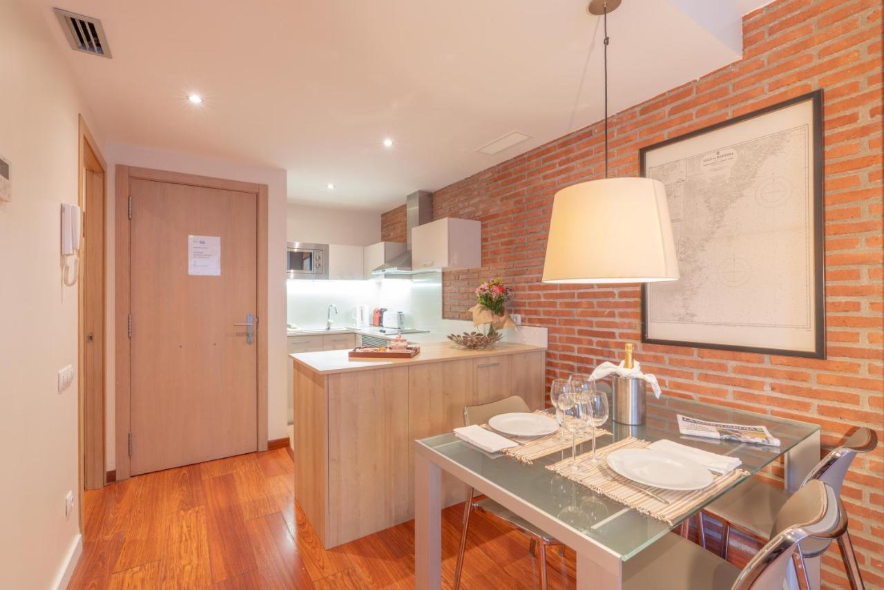Serennia Cest Apartamentos Arc De Triomf Barselona Dış mekan fotoğraf