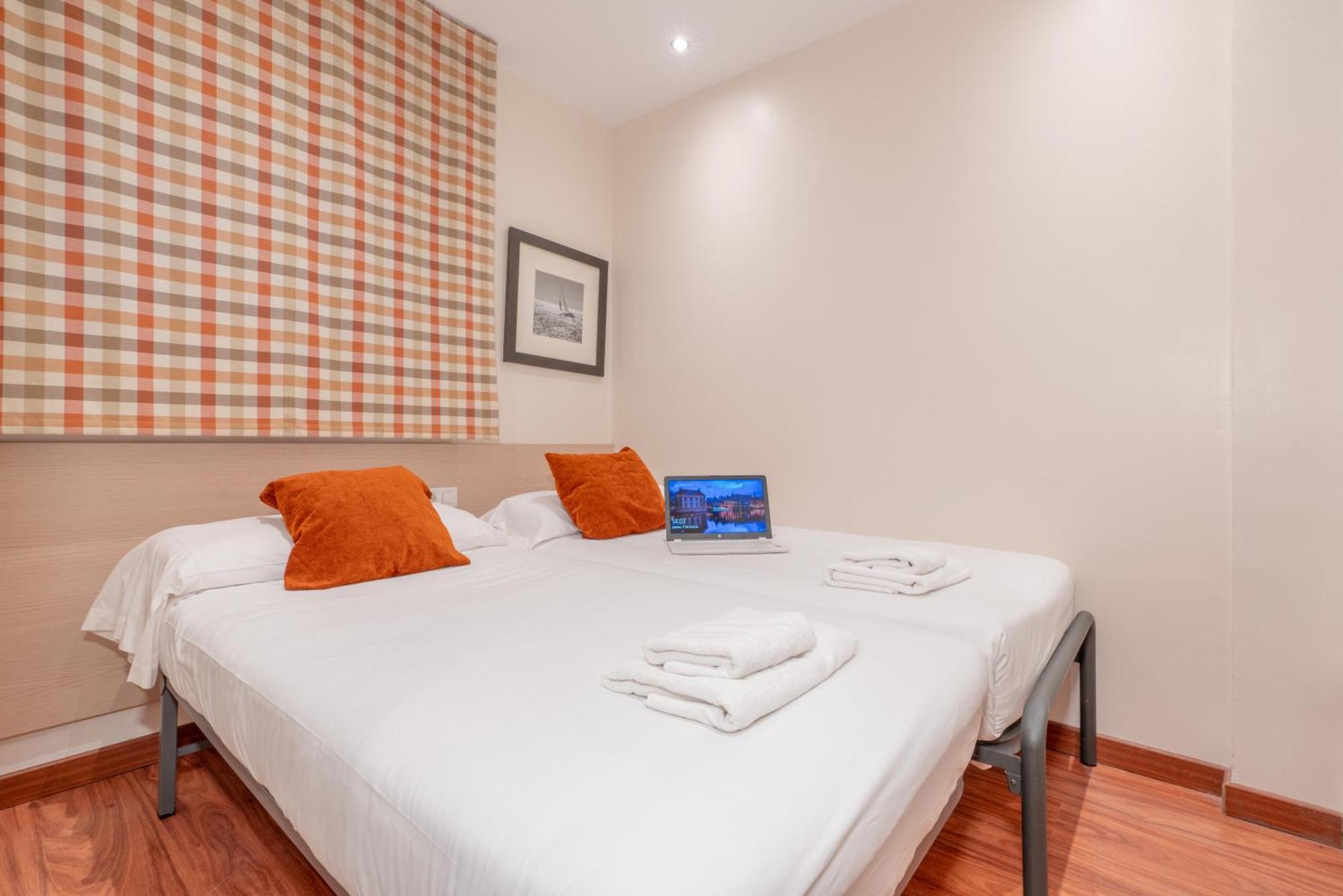 Serennia Cest Apartamentos Arc De Triomf Barselona Dış mekan fotoğraf