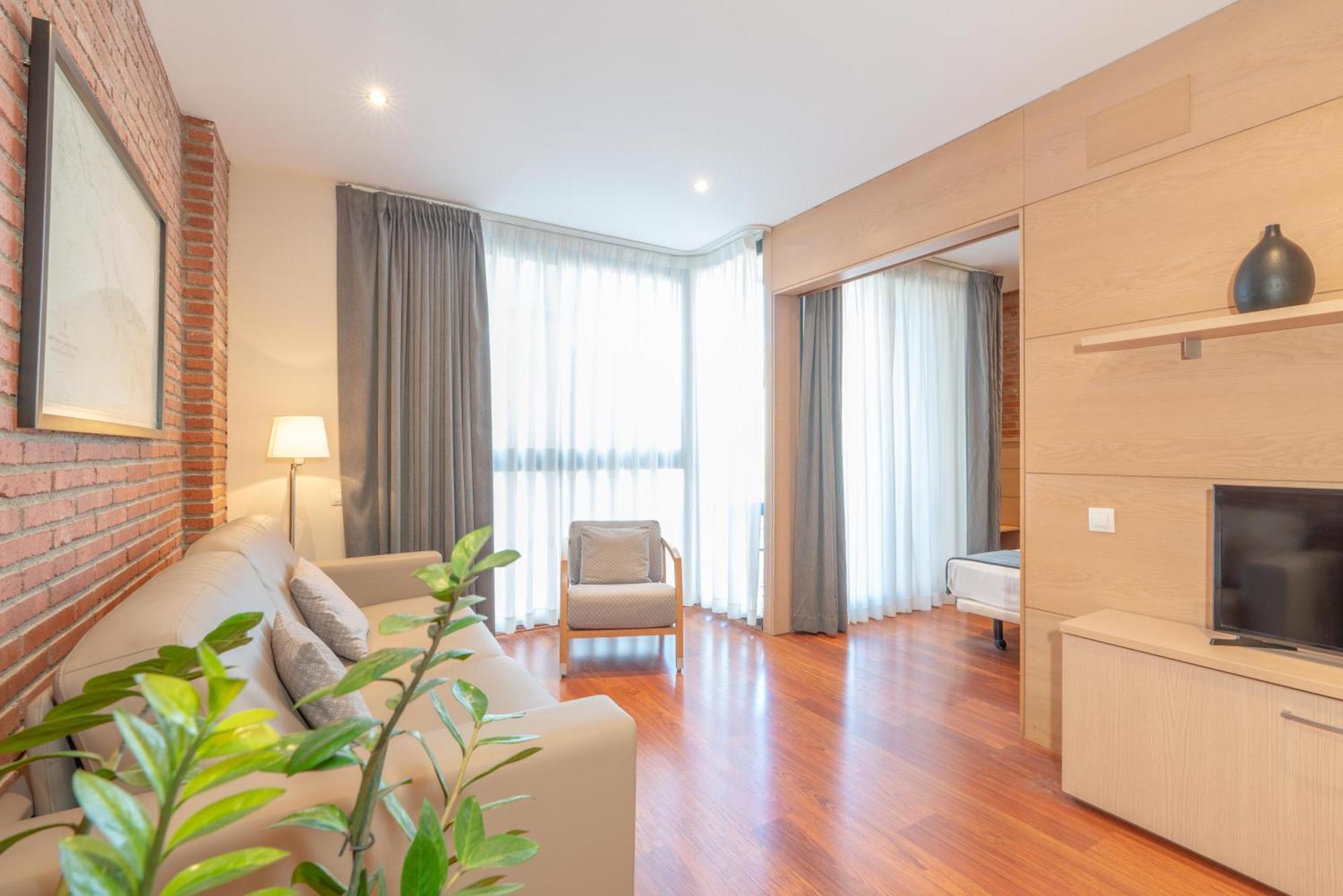 Serennia Cest Apartamentos Arc De Triomf Barselona Dış mekan fotoğraf