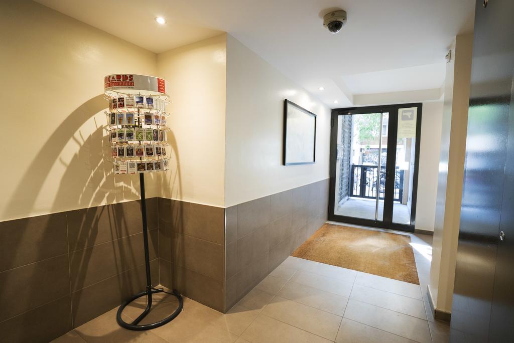 Serennia Cest Apartamentos Arc De Triomf Barselona Dış mekan fotoğraf