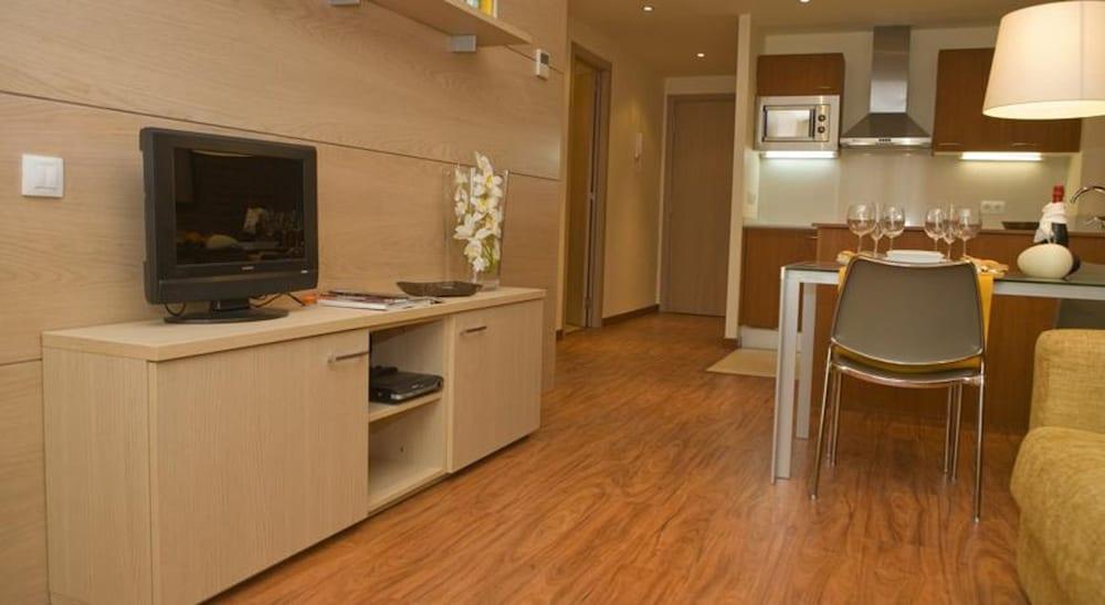 Serennia Cest Apartamentos Arc De Triomf Barselona Dış mekan fotoğraf